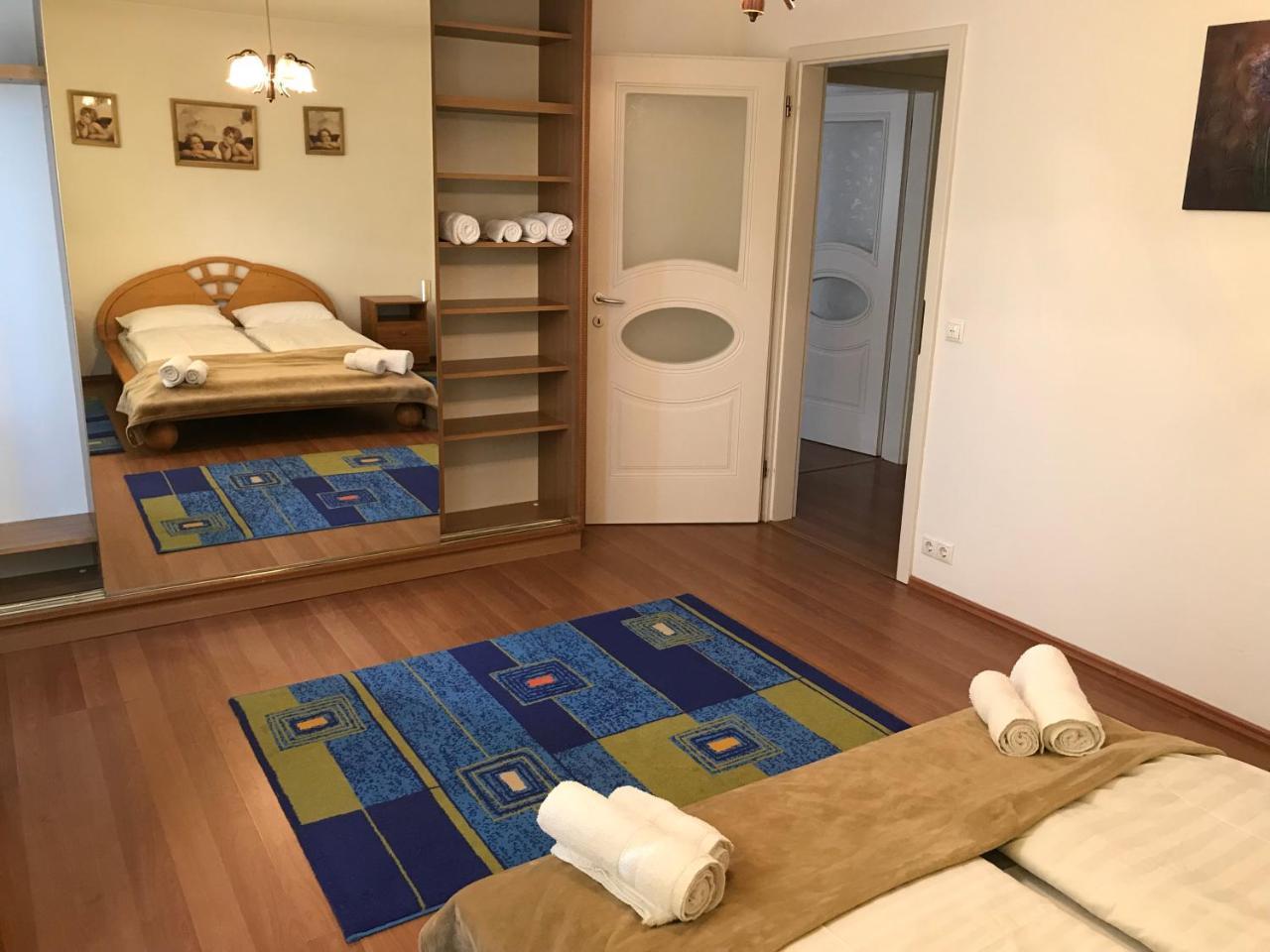 로투스 아파트먼트 인 니레지하자 Nyíregyháza 외부 사진